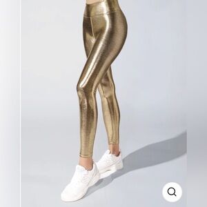 Heroine Marvel 24K Gold High-Rise Metallic Leggings - M